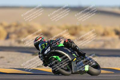 media/Nov-17-2024-CVMA (Sun) [[1fec520723]]/Race 17-Amateur Supersport Middleweight/